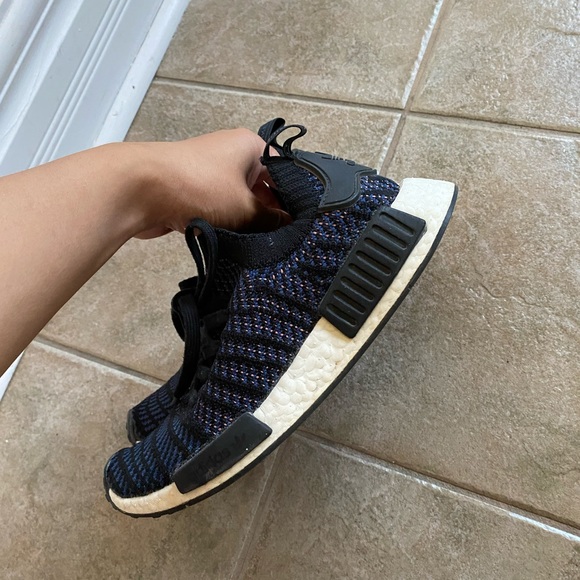 Adidas NMD Flyknit (7.5) - Picture 5 of 7